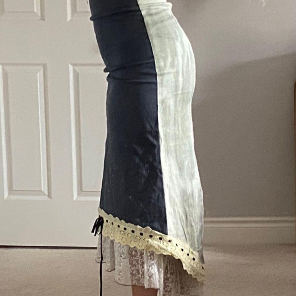 vintage denim lace midi skirt - Picture 3 of 4